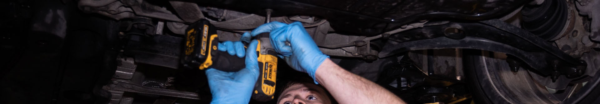 https://autotechrecruit.co.uk/wp-content/uploads/2019/07/Autotech-Recruit-Technicial-repairing-car.jpg