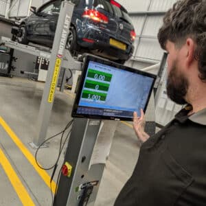 Vehicle technician on his contract assignment with Autotech Recruit
