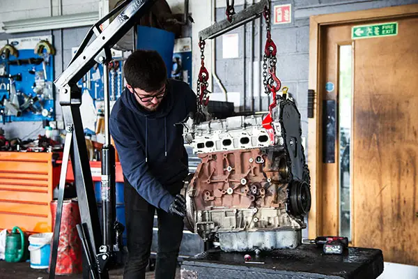 A Guide To The World of Automotive Jobs
